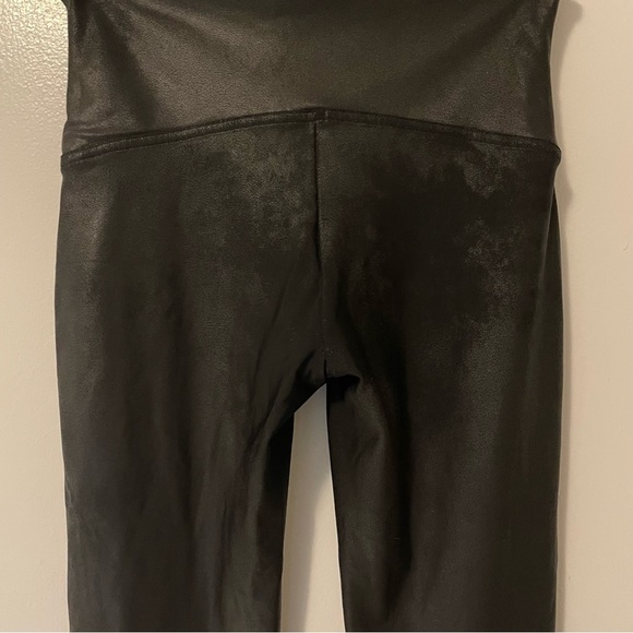 SPANX Faux Leather Leggings size XL - Picture 7 of 10